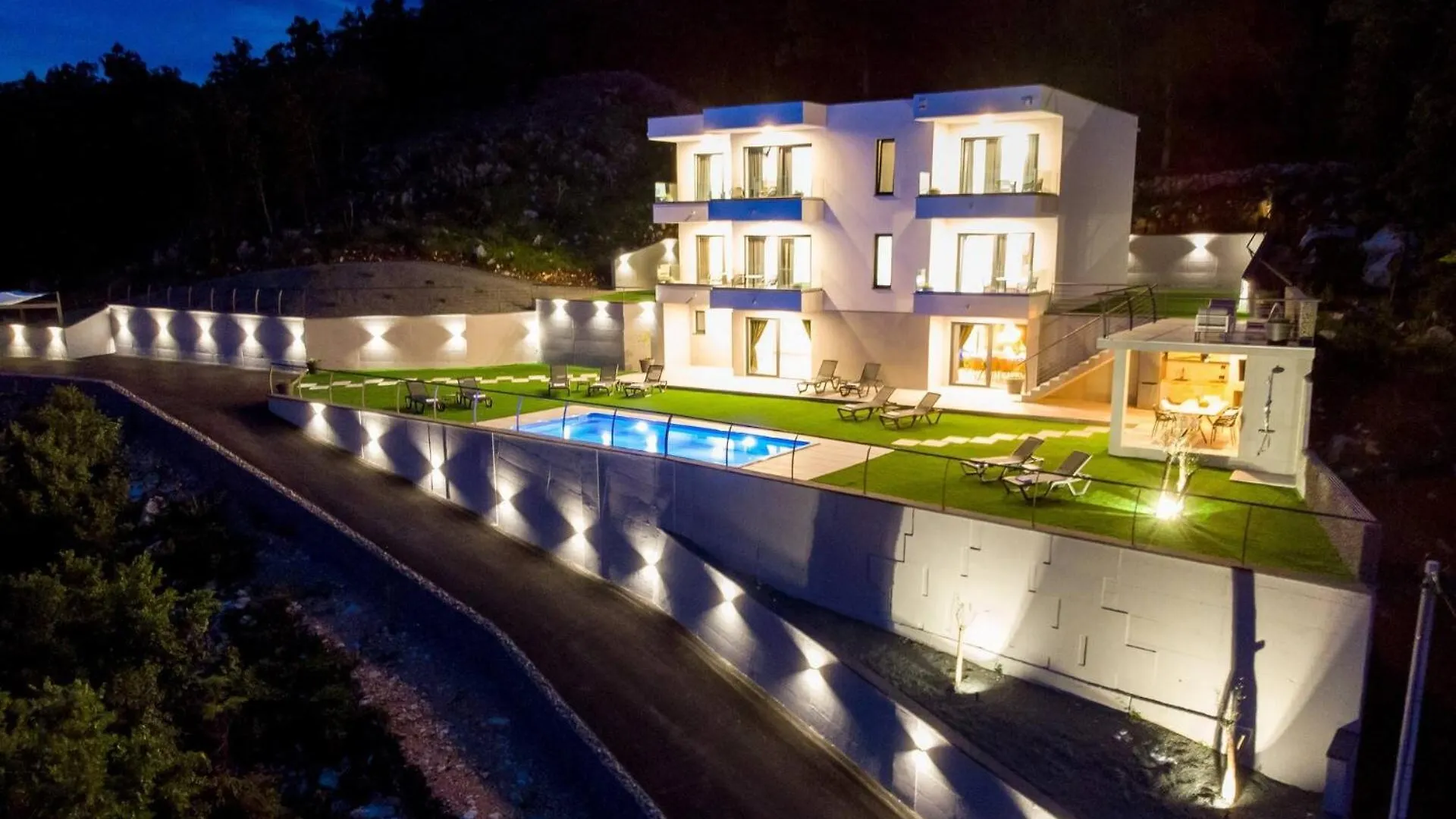 Luxury Villa Amataa - 38M2 Pool, Jacuzzi, Sauna Moscenicka Draga Croatia